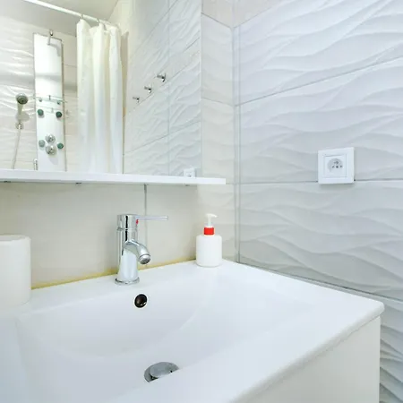 T2 Cosy Et Moderne Proche Confluence Lejlighed