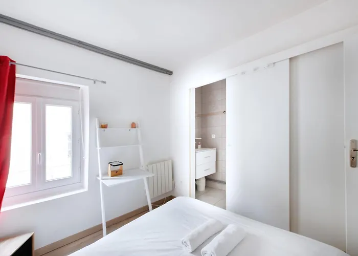 아파트 T2 Cosy Et Moderne Proche Confluence 울랑